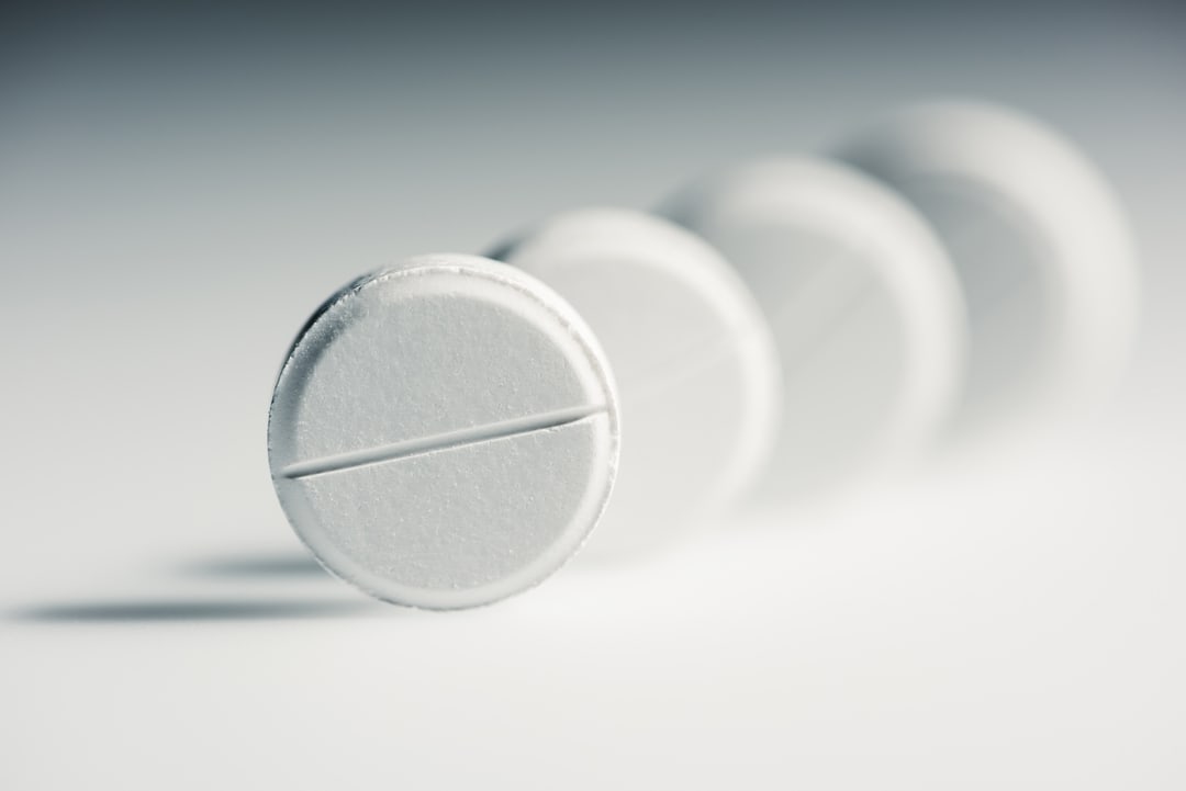 61f73080f43166e07039fbf1 VistaCreate 143126317 stock photo round white tablets p 1080