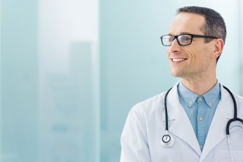 62a79444b289c0f5e76b6a05 VistaCreate 178376834 stock photo doctor p 500