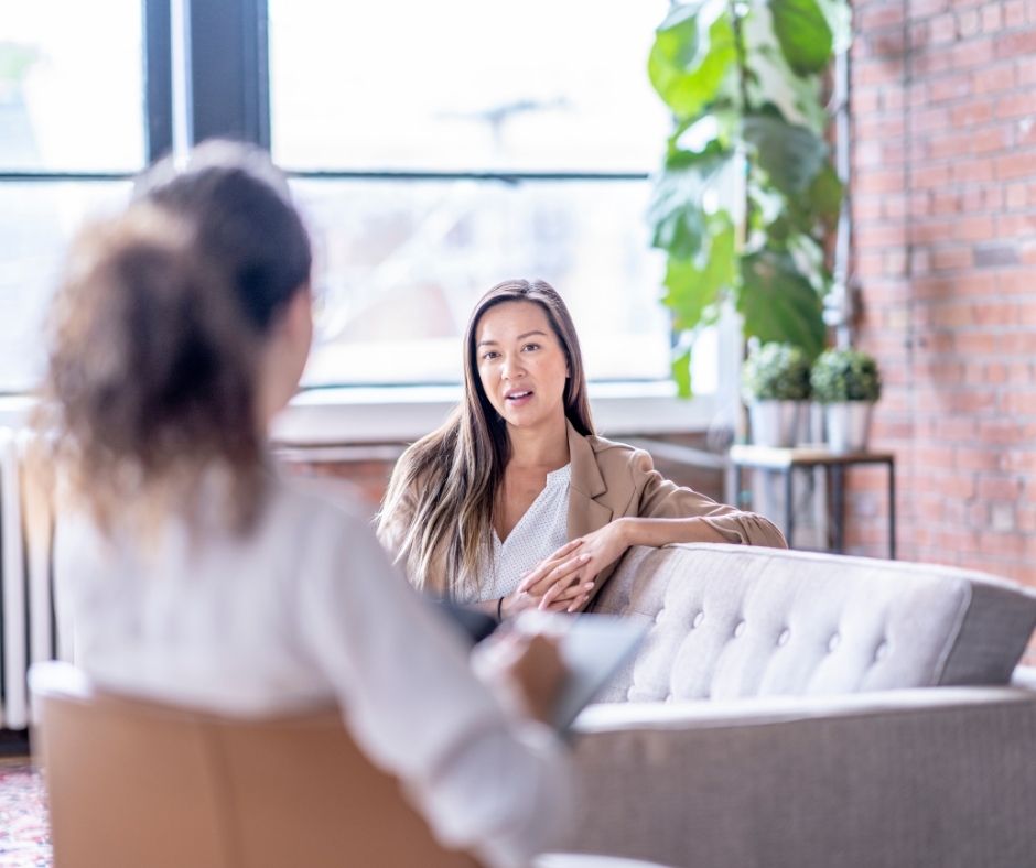 Motivational interviewing at ASIC Recovery, Fort Worth, with a therapist encouraging a client to find internal motivation for change